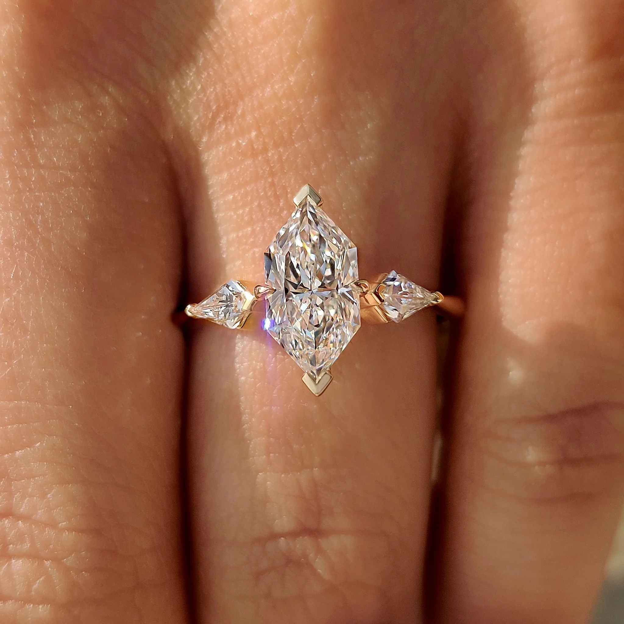 1.50 CT Dutch Marquise and Kite Cut Three Diamond Ring - Image 9