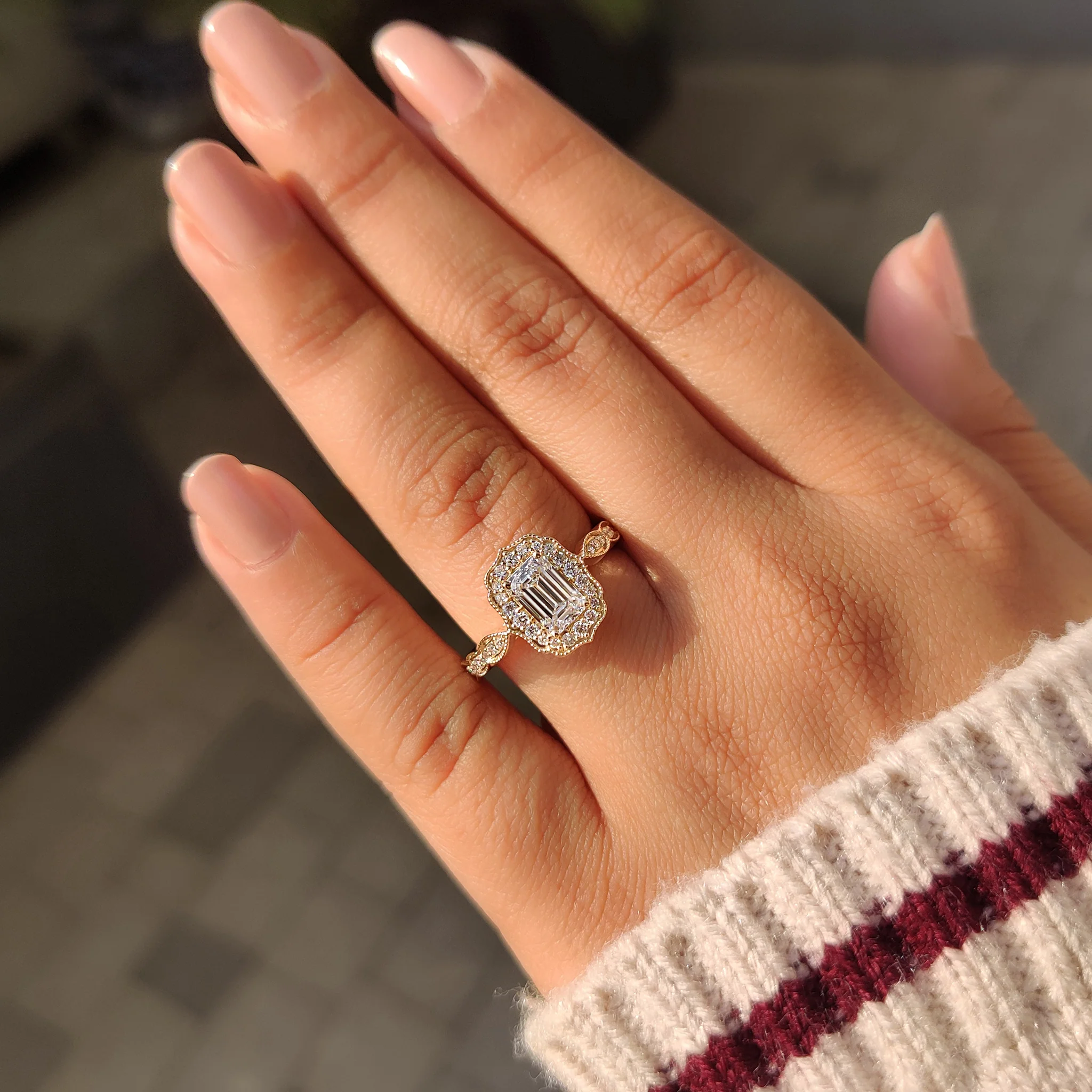 Emerald Cut Diamond Ring in Round Diamond Halo Style - Image 8