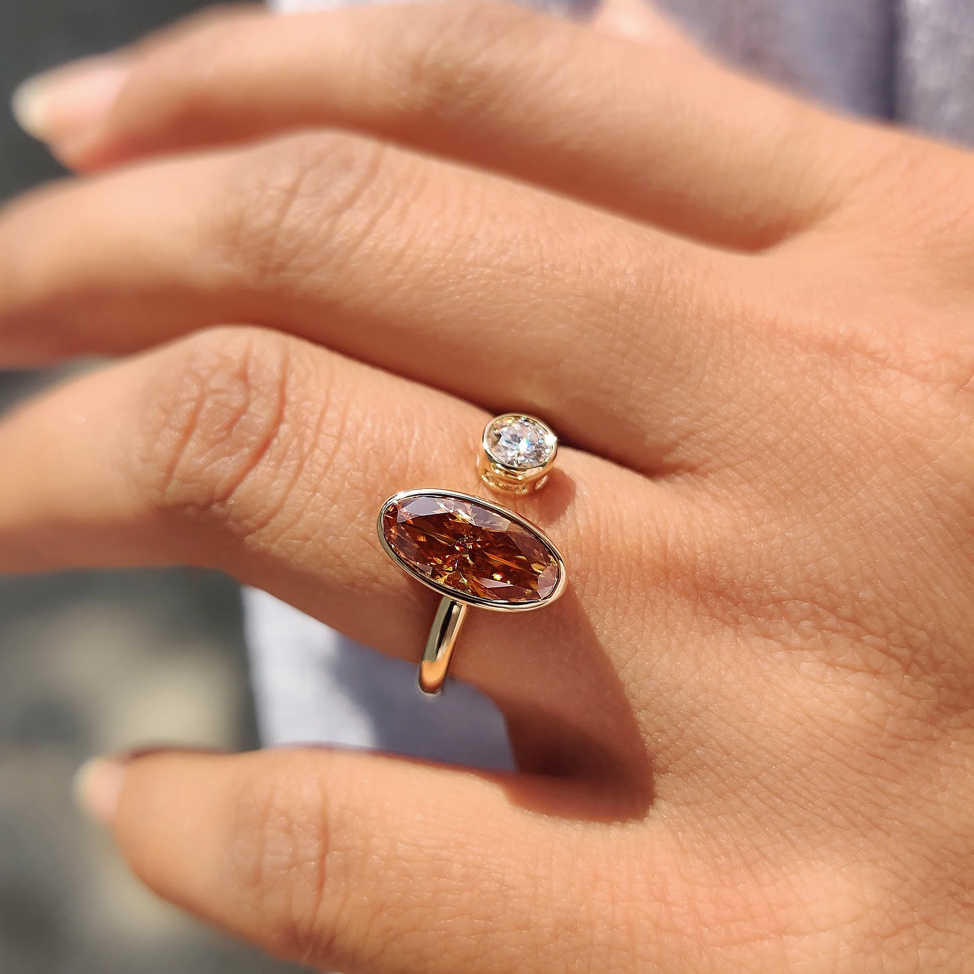 Moval And Round Cut Toi Et Moi Ring - Image 6