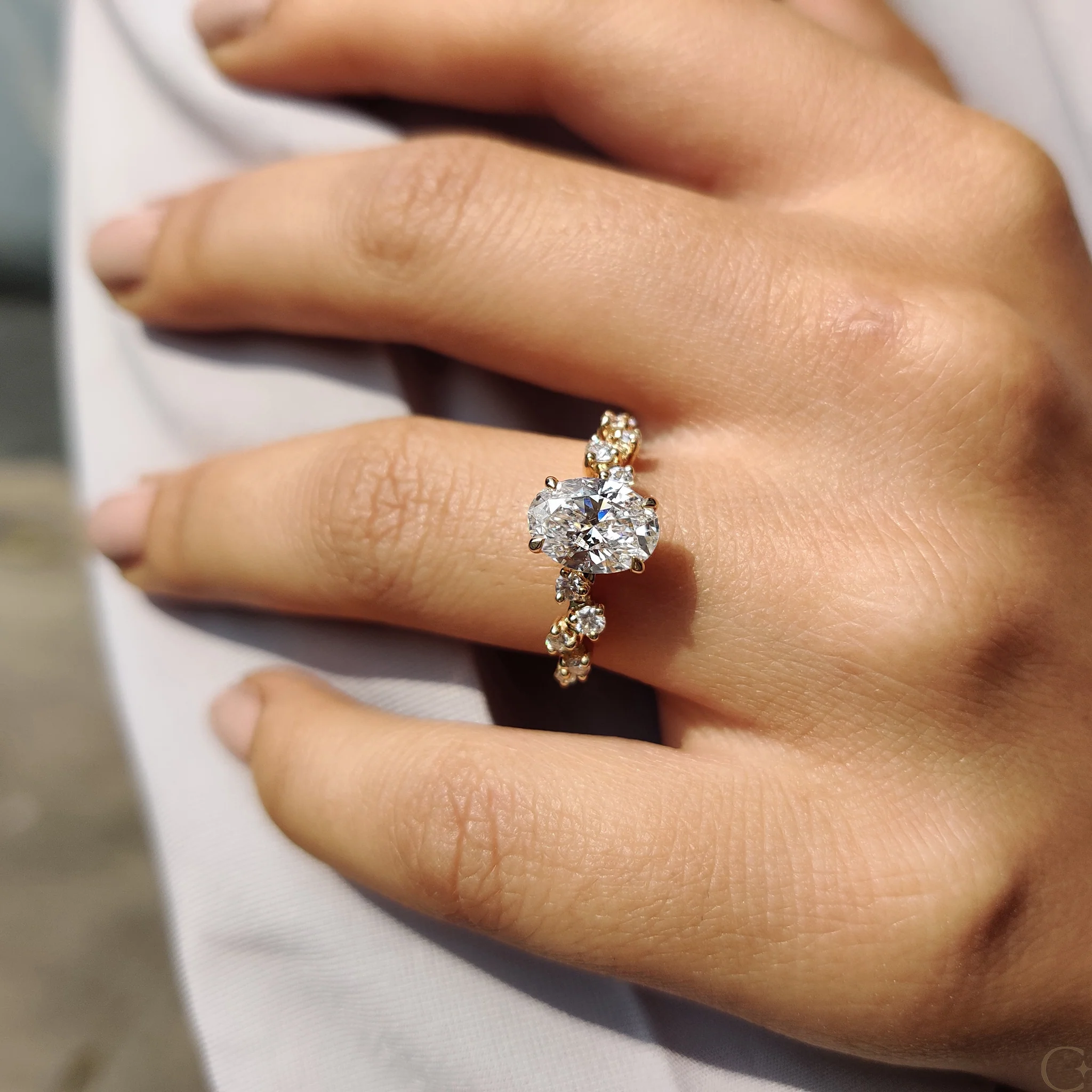 Oval Shape Engagement Ring with Zig Zag Band in Gold - Image 8