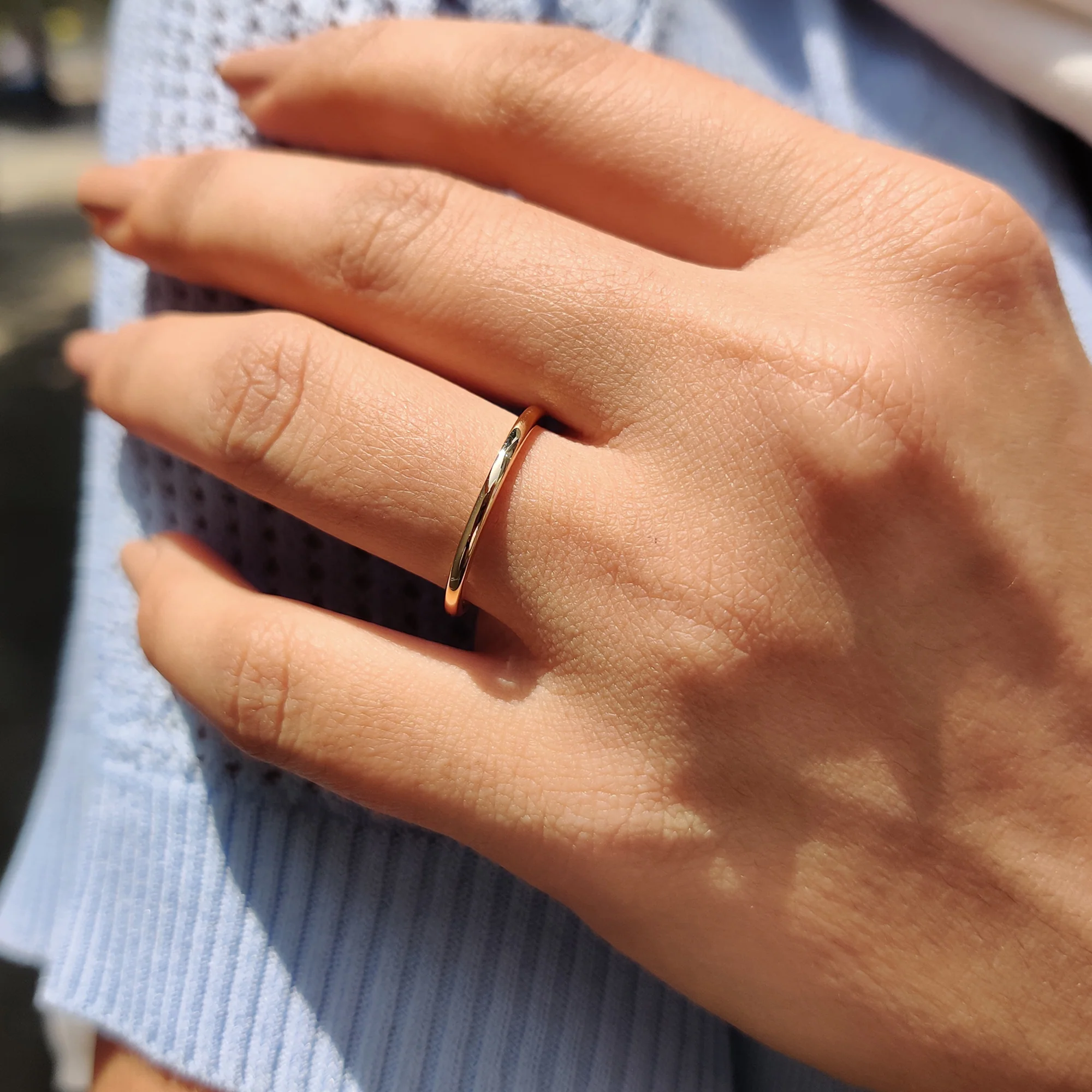 Simple Comfort Fit Wedding Band - Image 3