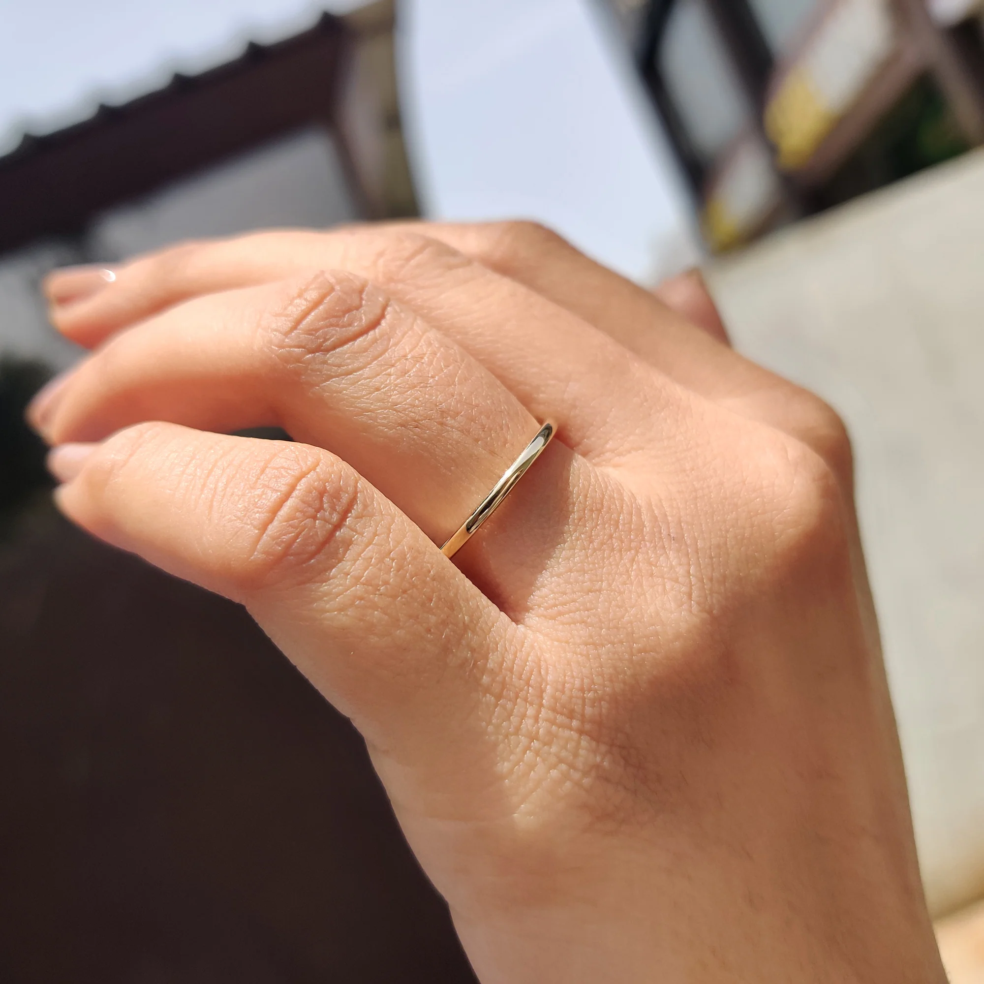 Simple Comfort Fit Wedding Band - Image 4