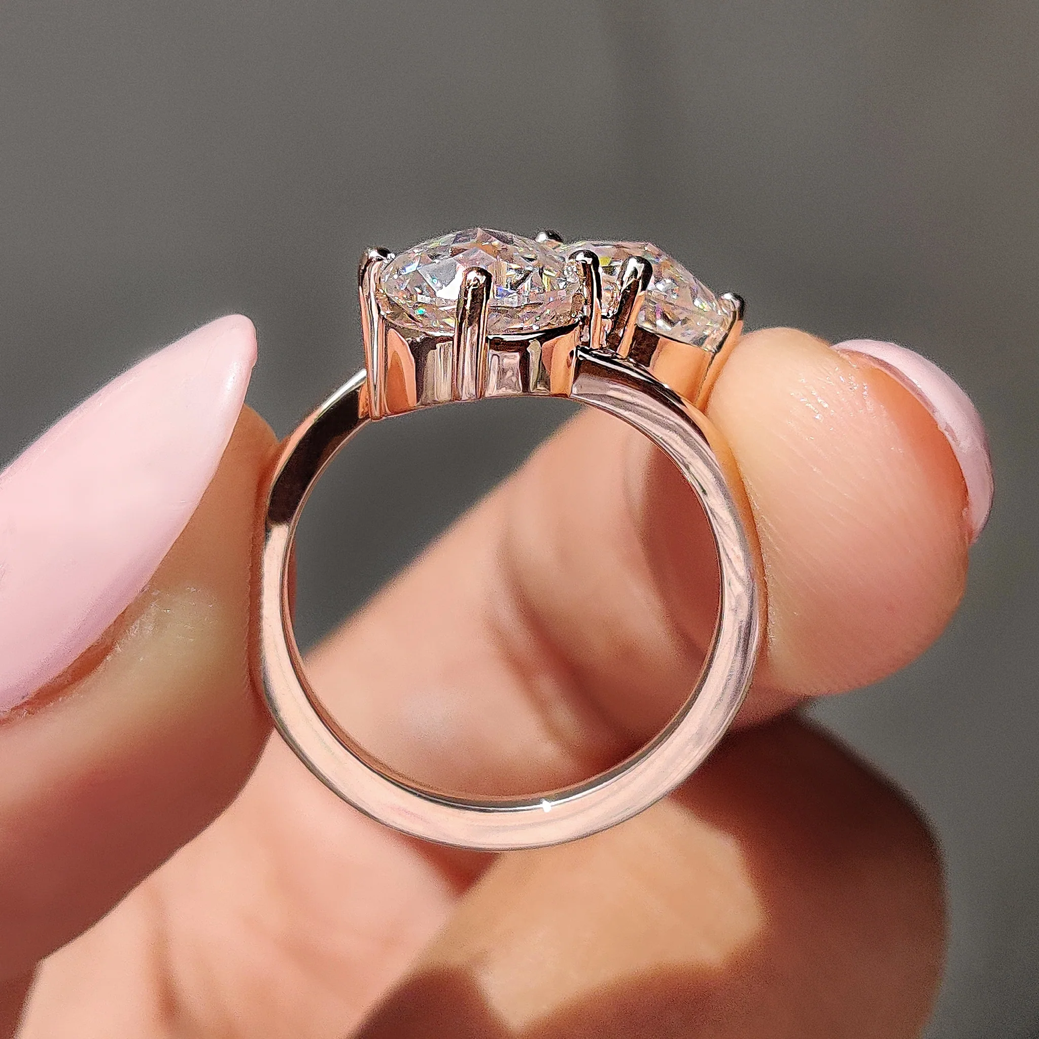 Toi Et Moi Ring with Jubilee Cut Two Stone Style - Image 7