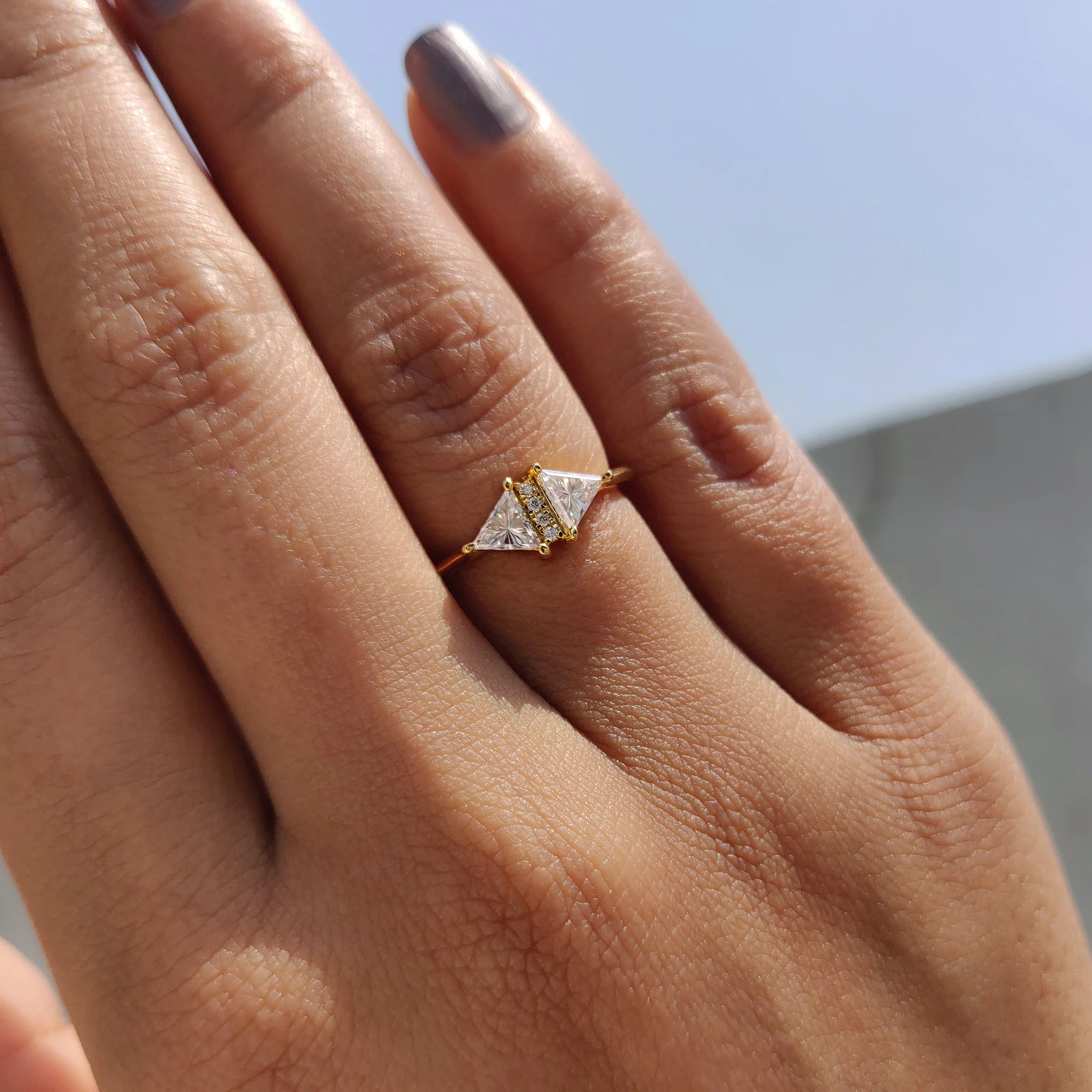 Triangle Cut Vintage Gold Ring - Image 4