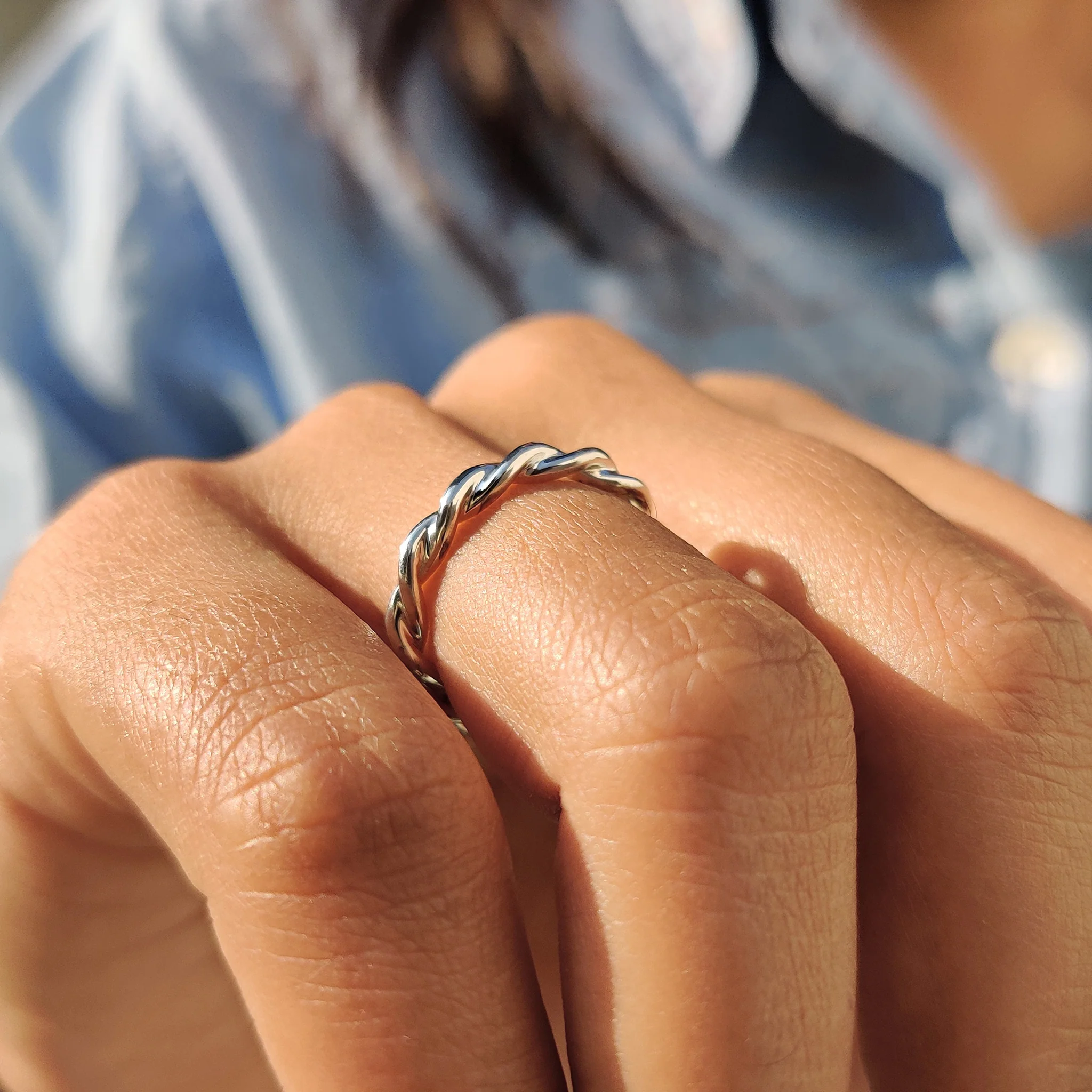 Twisted Wedding Band Featuring Simple Style - Image 7