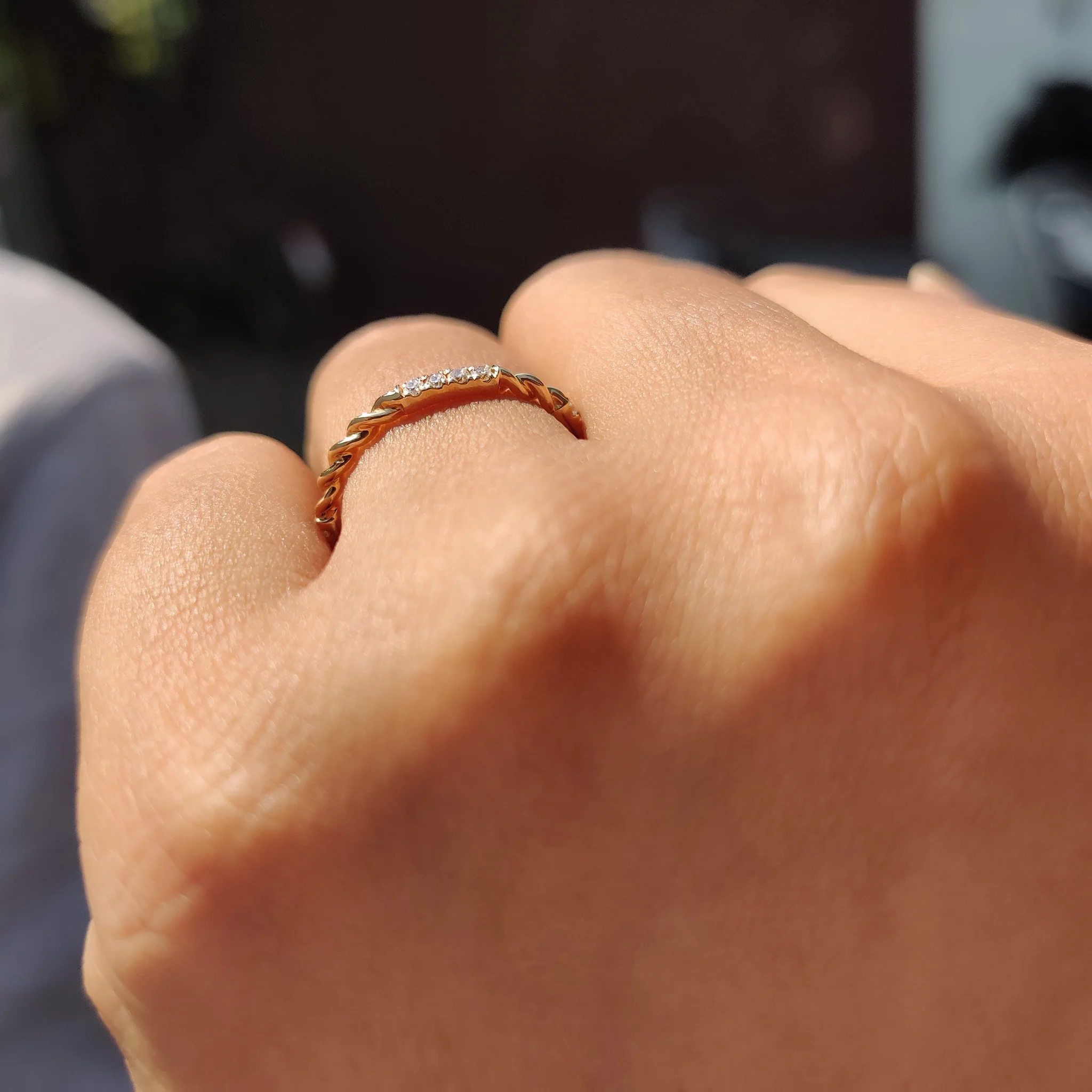 Twisted Wedding Band With Round Diamond - Image 5