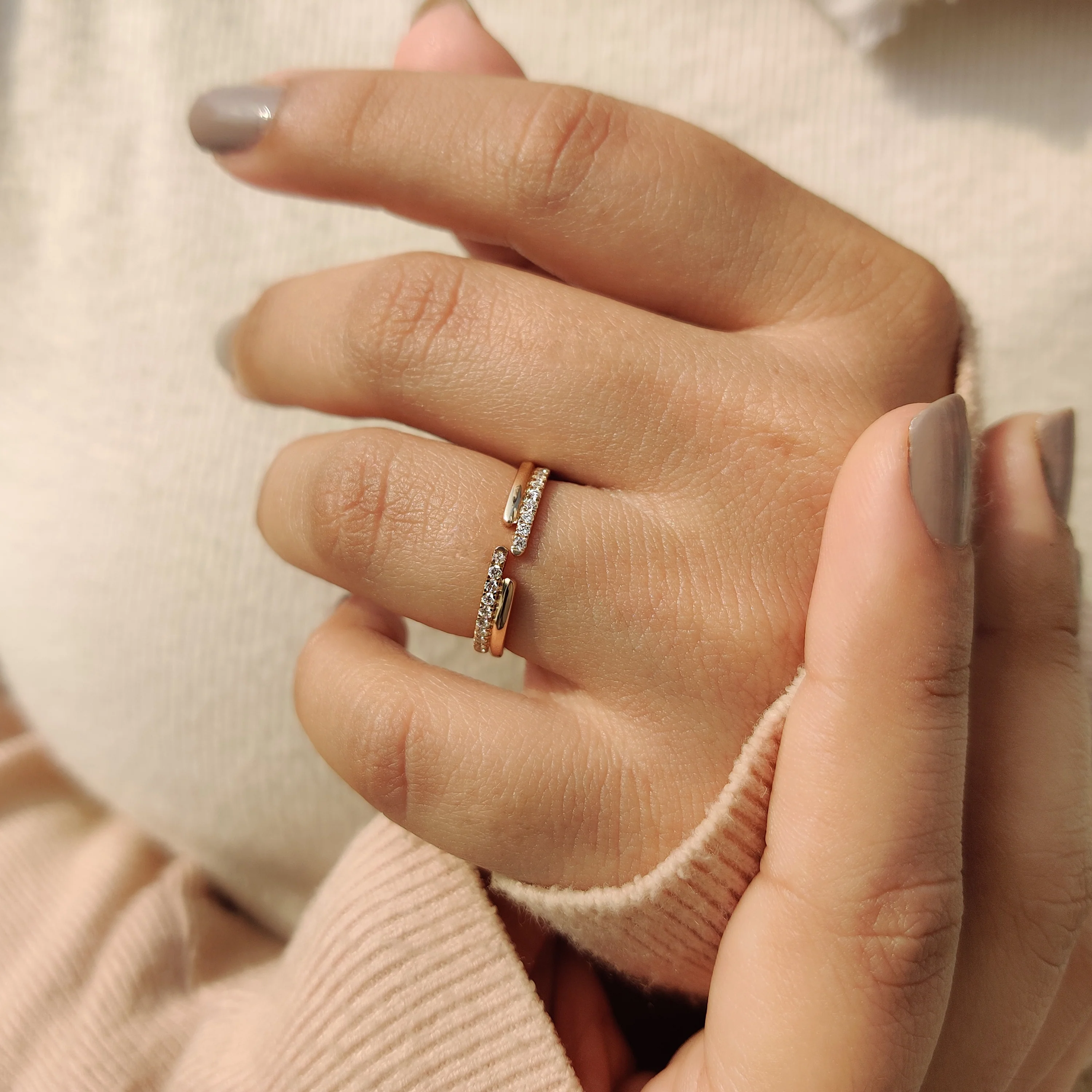 Lab Grown Round Cut Double Row Diamond Band - Image 4